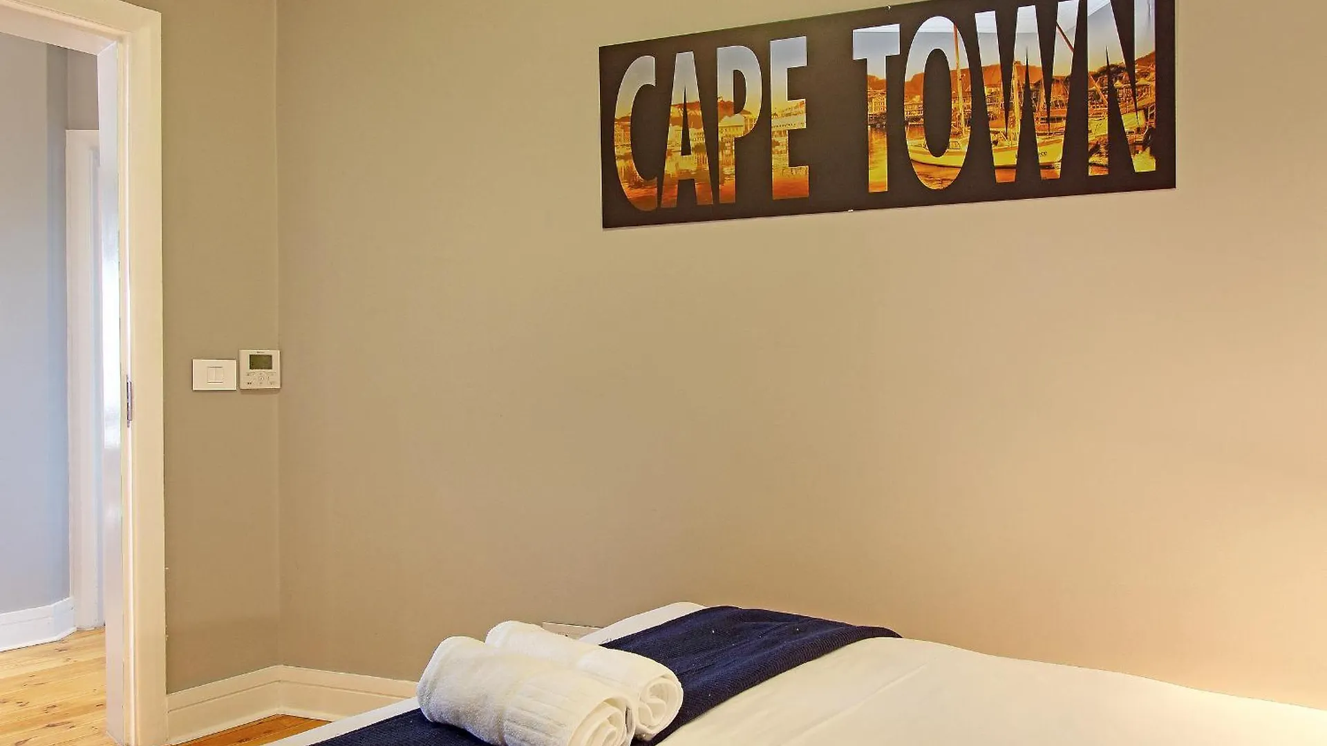 Warwick Mansions 11 Apartment Cape Town