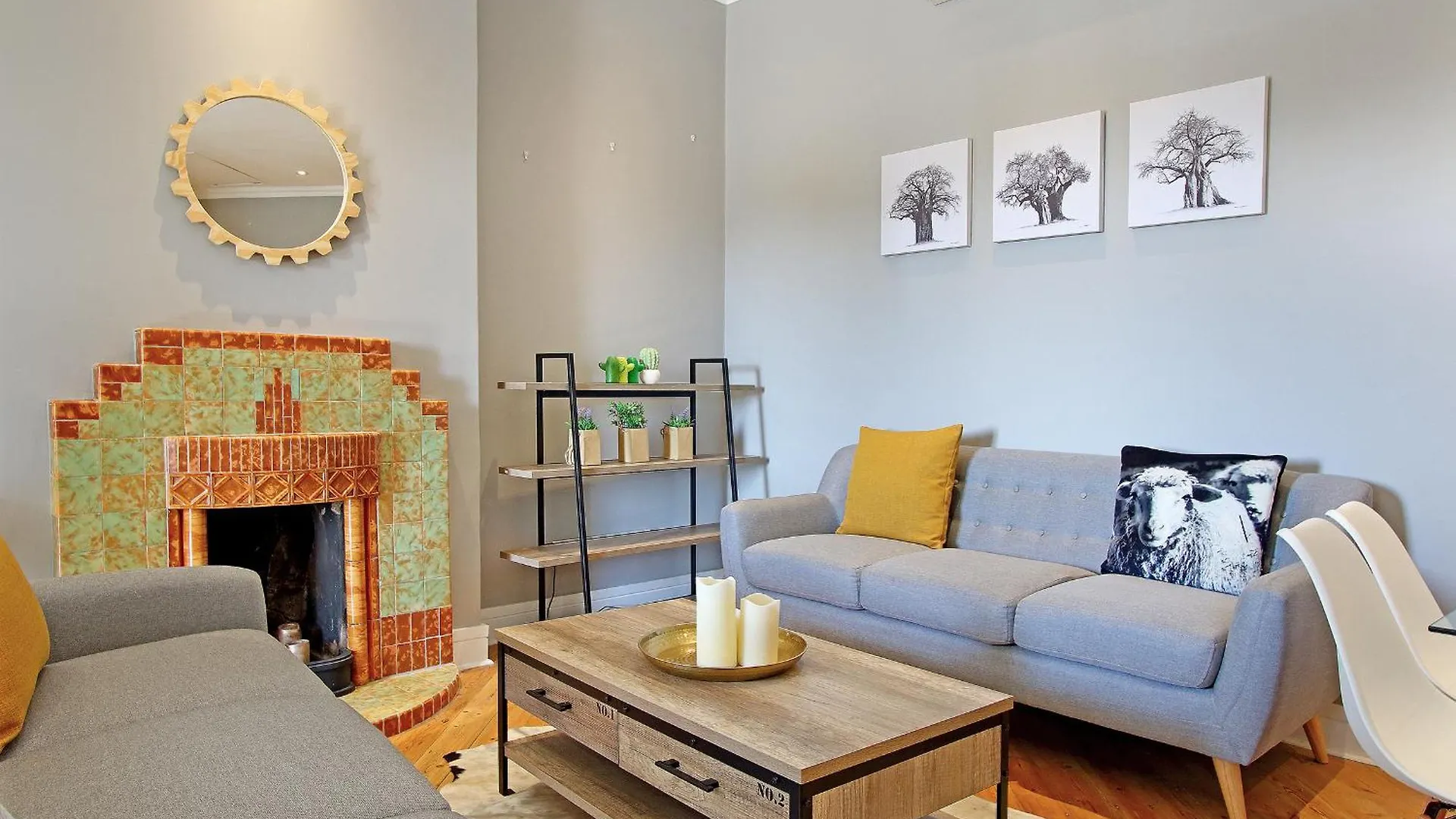 Warwick Mansions 11 Apartment Cape Town